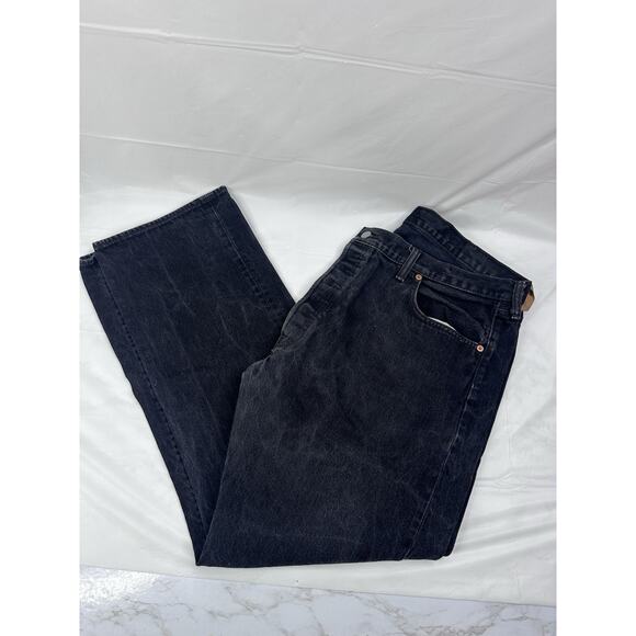 LEVI LEVIS 501 STRAIGHT MENS BLACK DENIM BUTTON FLY JEANS SIZE 42 X 32 RED TAB - Picture 1 of 7